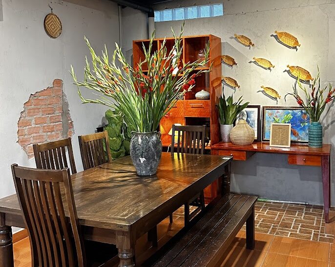 Bếp Chay & Cafe NHÀ MẤY DÌ