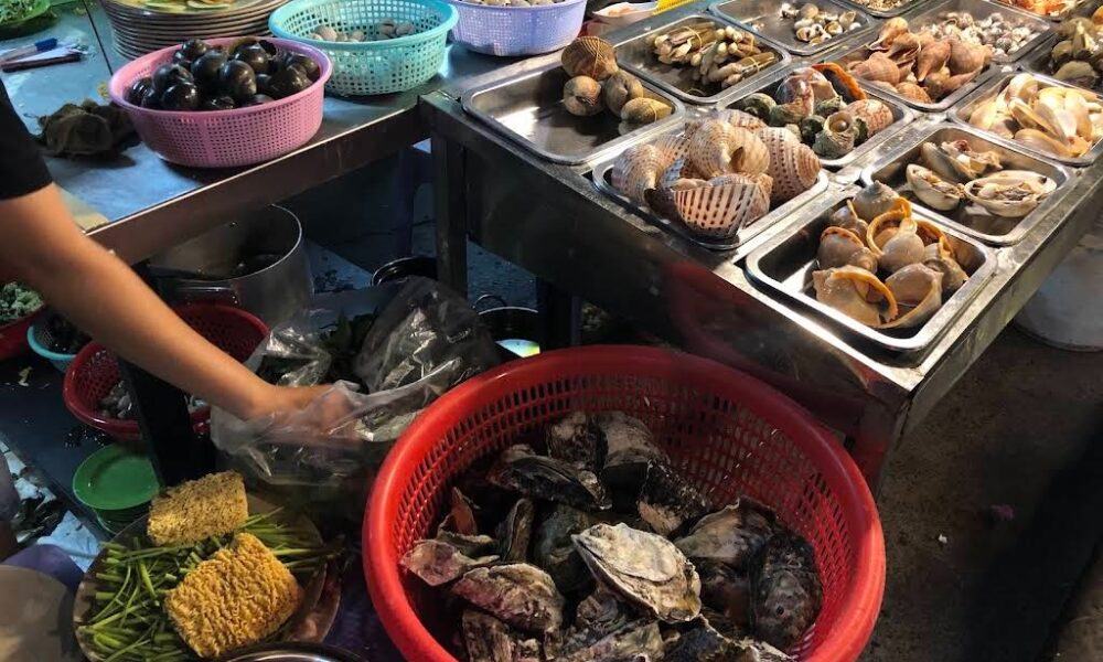 Quán ốc Kìn Kìn