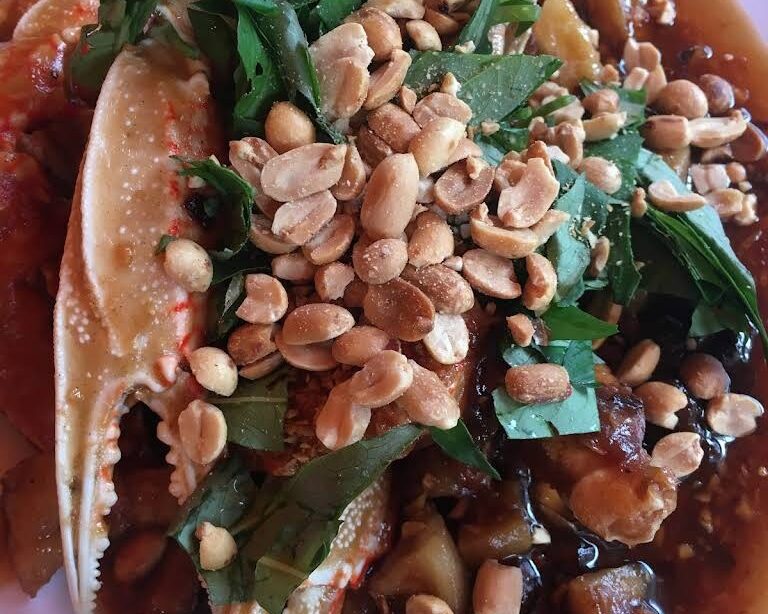 Quán Ốc Nguyên Phan Xích Long