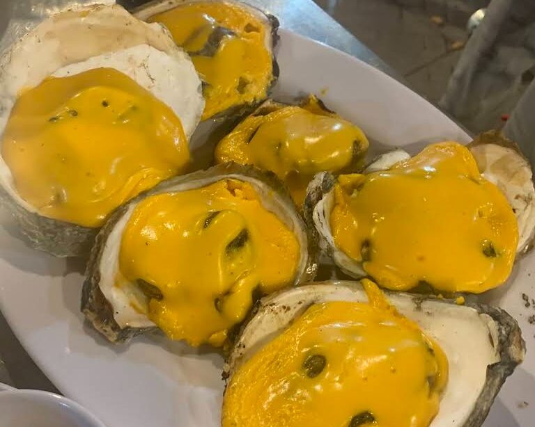 Quán Ốc Nguyên Phan Xích Long