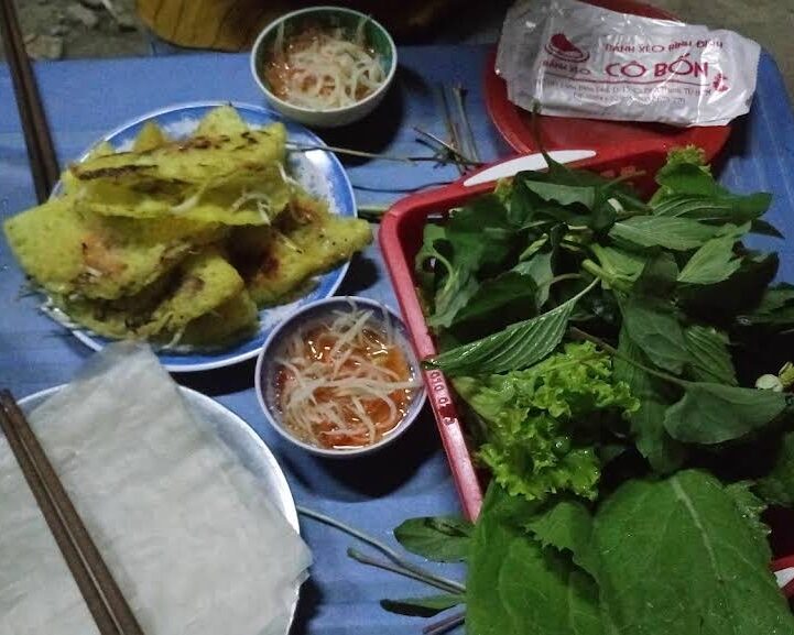 tải xuống (3) Bánh Xèo Cô Bốn Bình Định