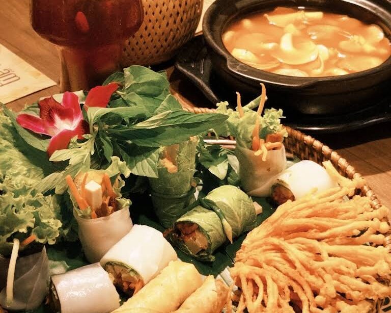 Tuệ Minh Vegan Food & Drinks