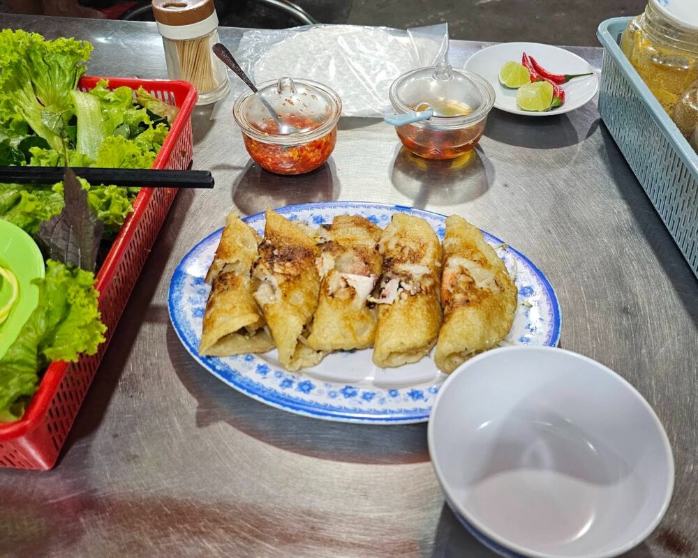 Bánh xèo – Bánh căn Hai Tòn