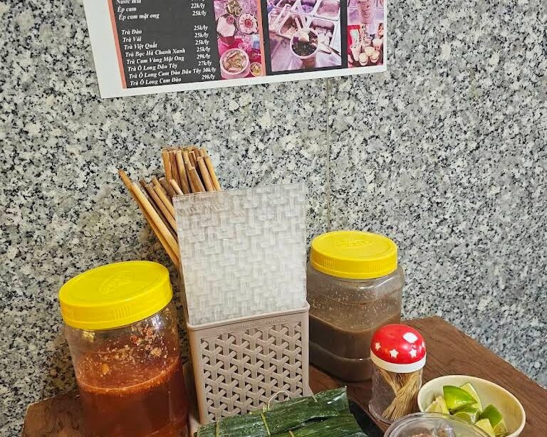 Bánh Xèo Hoài Nhơn Cô Bốn