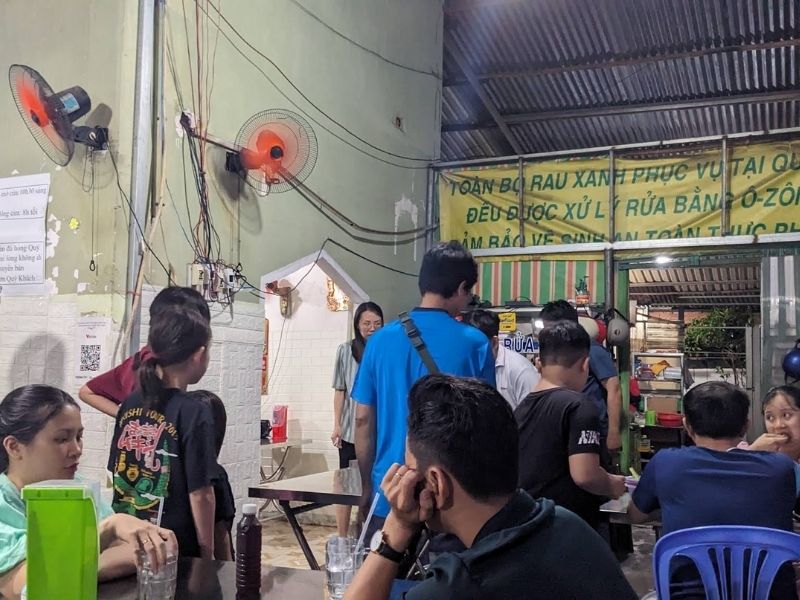 Quán Bánh xèo Ba Híu