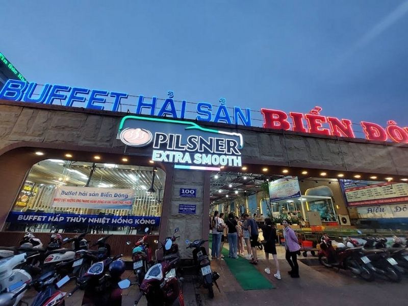 Buffet Biển Đông 2