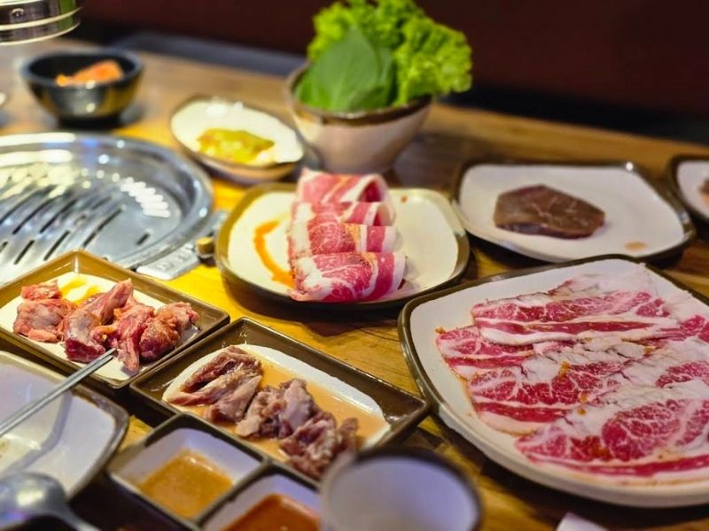 Nhà Hàng Grill & Cheer