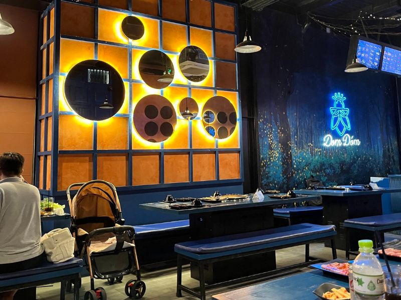 Đom Đóm BBQ Buffet Nướng Việt