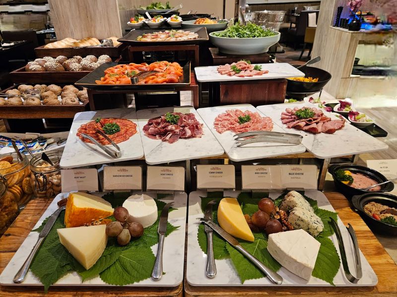 Nineteen Buffet Restaurant