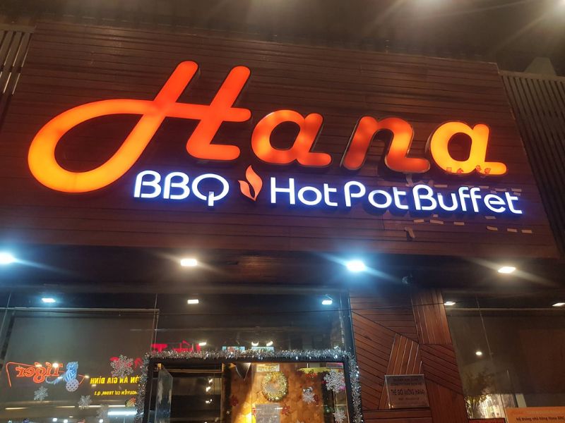 Hana Phạm Viết Chánh