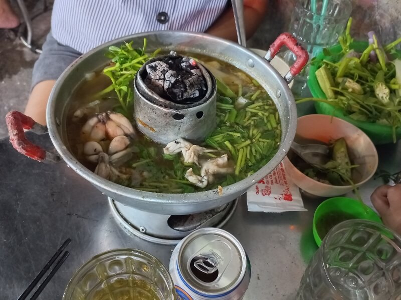 Lẩu ếch 6 Hiếu