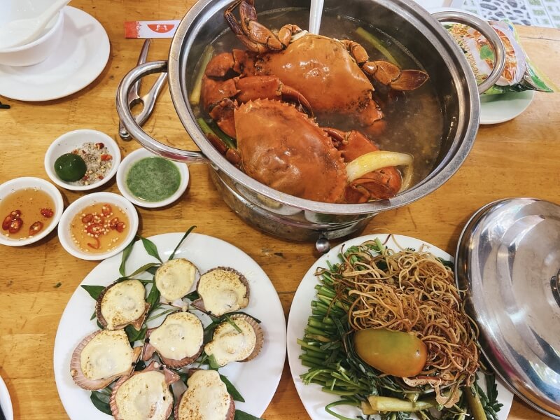 Lẩu cua Đất Mũi