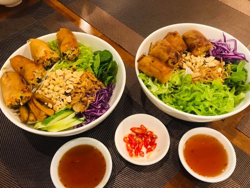 Quán chay Tĩnh Lặng