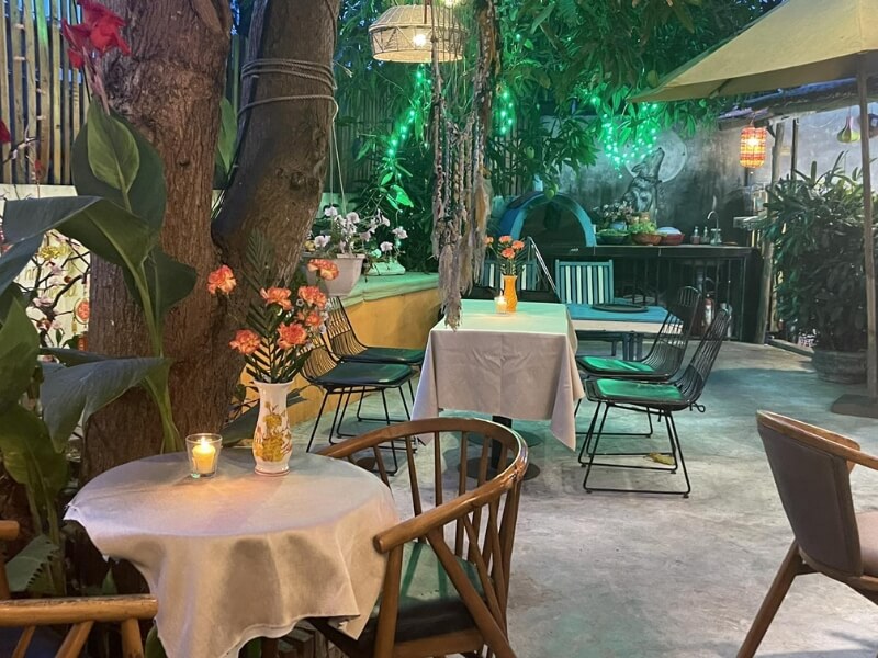 Ken Vegetarian and Coffee