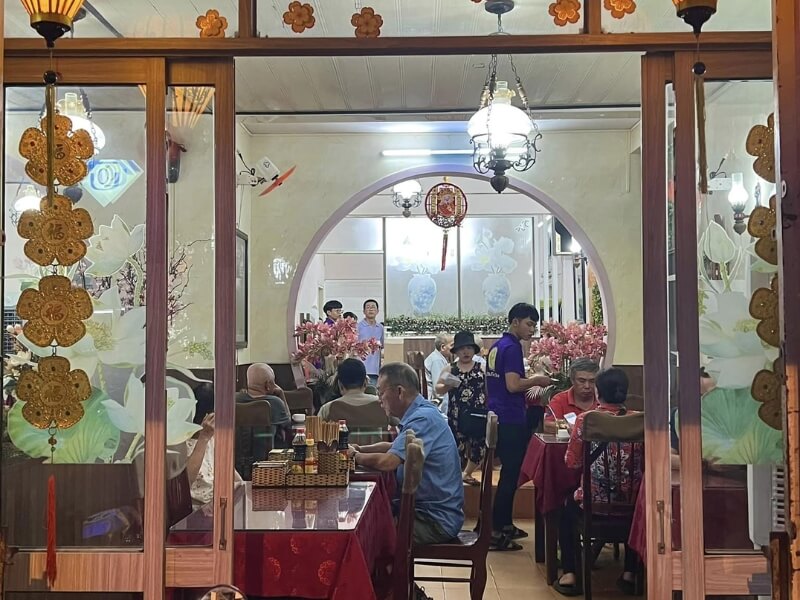 Quán chay cô Tấm