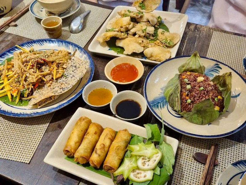 Nấm - Vegetarian Bistro