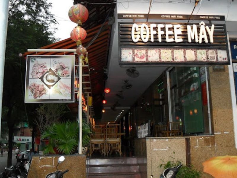 Nhà hàng chay Sân Mây Cafe