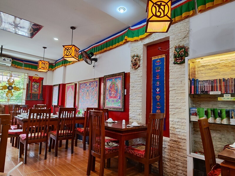 Nhà hàng chay Vajra