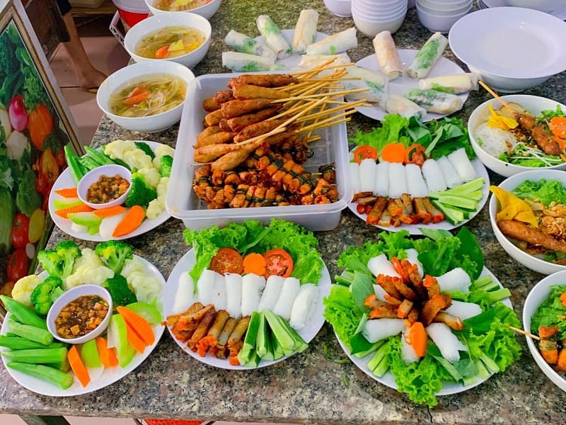 Cơm chay Thiện Nhẫn