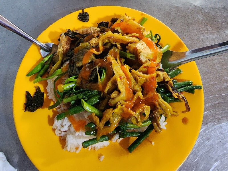 Quán cơm chay Minh Hoàng