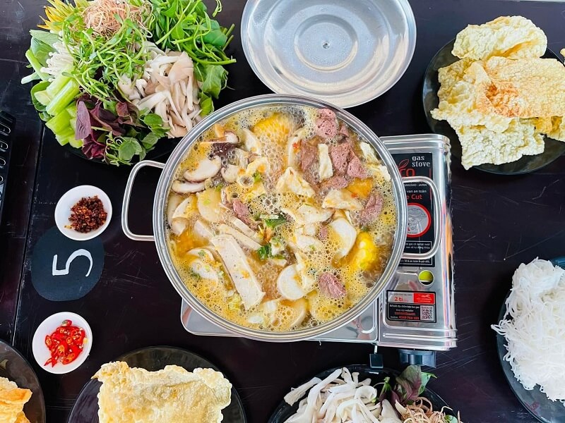 Lẩu chay Nhà Đan