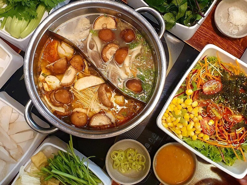 Lẩu Chay Naro quận 3