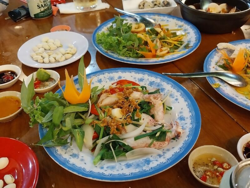 Bia Sệt Những Người Bạn