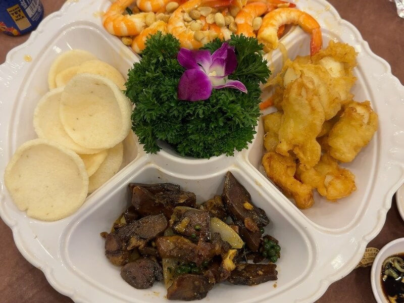 Nhà hàng Chim Rừng