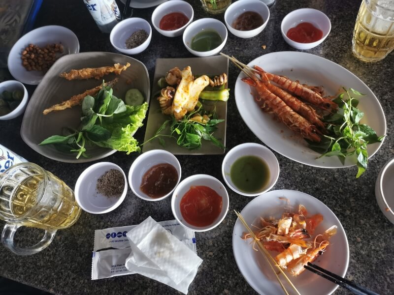 Nhà Hàng Ẩm Thực Bờ Sông