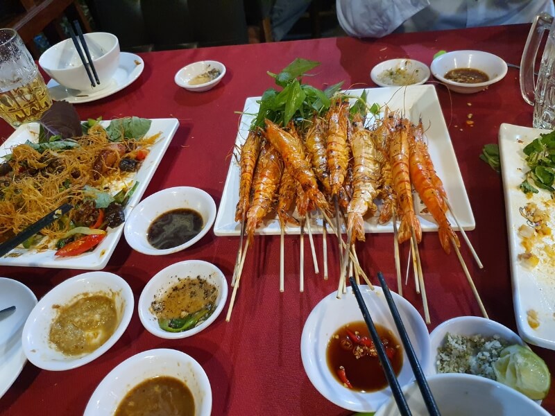 Nhà hàng bờ sông Hoa Lộc Vừng