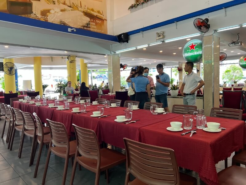 Nhà Hàng Vườn Phố Tân Bình