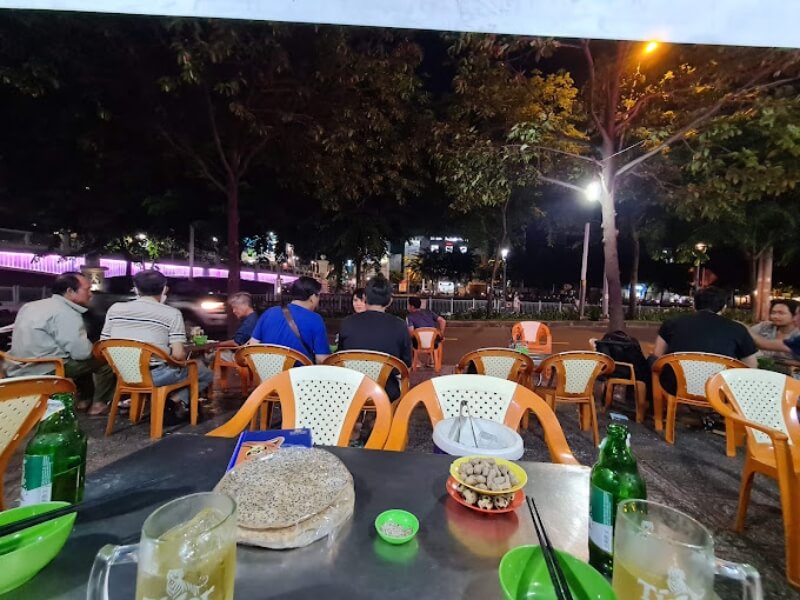 Quán Nhậu Năm Lửa