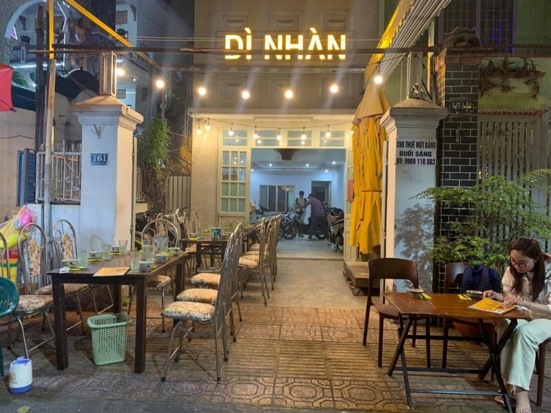 Tiệm ăn Dì Nhàn