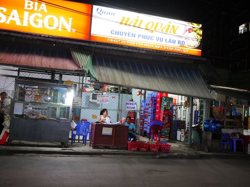 Quán ăn Hải Quân