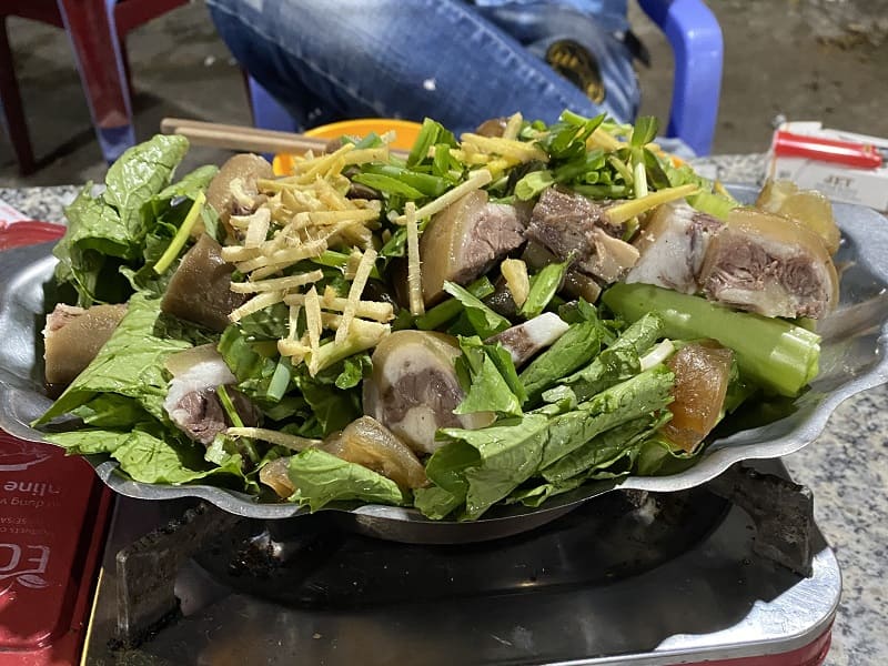 Quán ăn Hải Quân