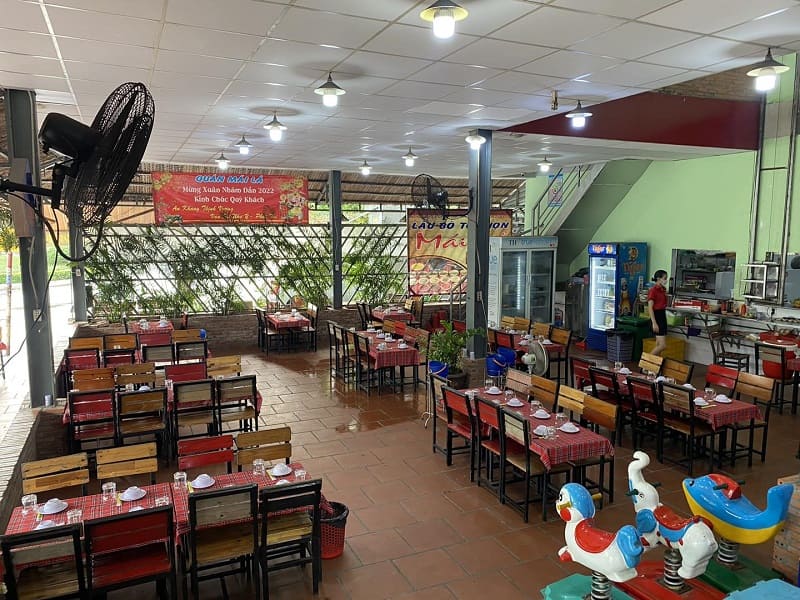 Quán ăn gia đình Mái Lá