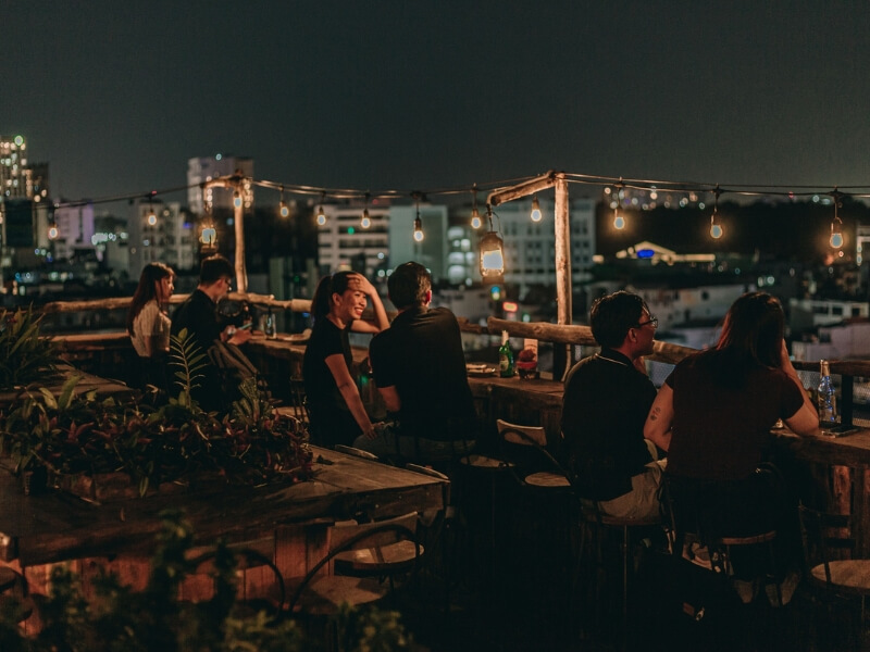 Ráng Chiều Rooftop