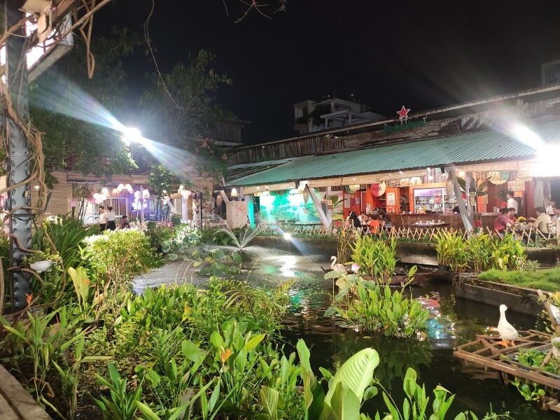 King Garden Nhà hàng sân vườn 210