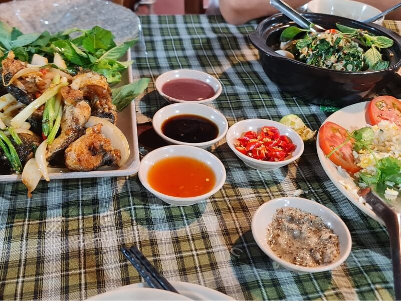 Nhà Hàng Ẩm Thực Vườn Xanh