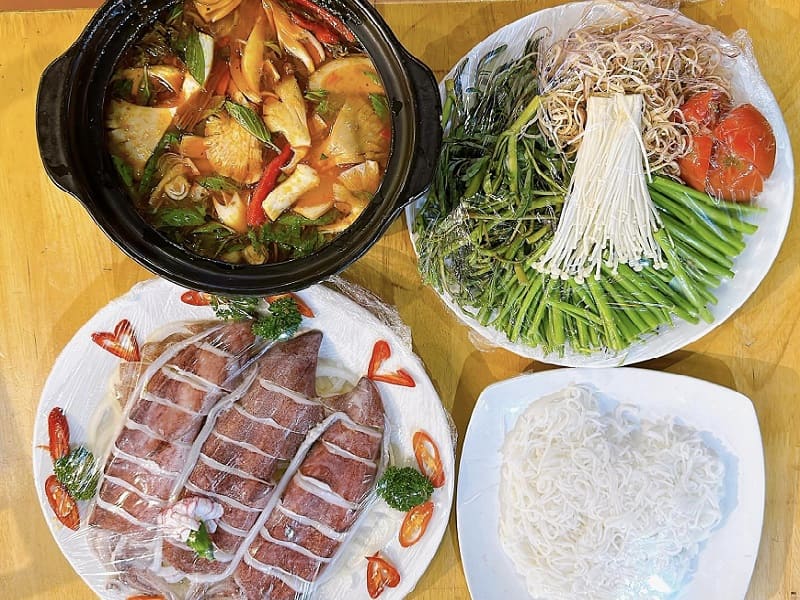 Nhà hàng Lúa Vàng