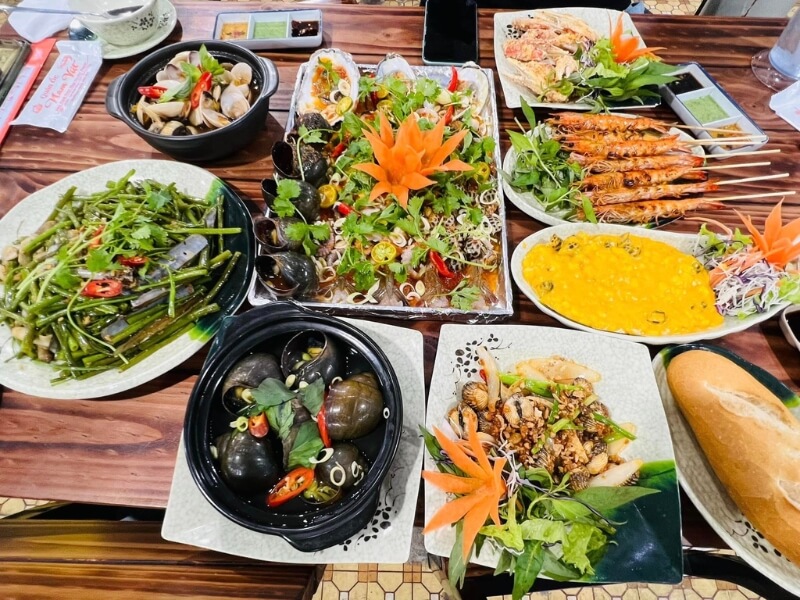 Quán Ốc Nam Việt