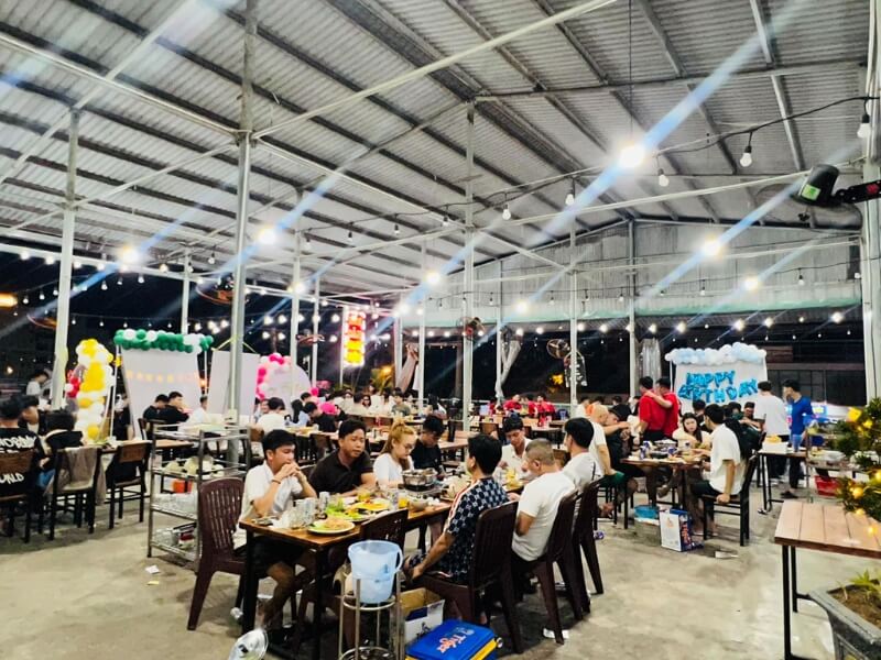 Quán Ốc Nam Việt