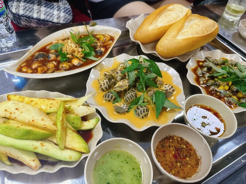 Tổng hợp 12 quán ốc ngon nhất ở Hà Nội