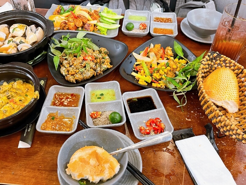 Ốc Lắc Cô Mai Phú Nhuận