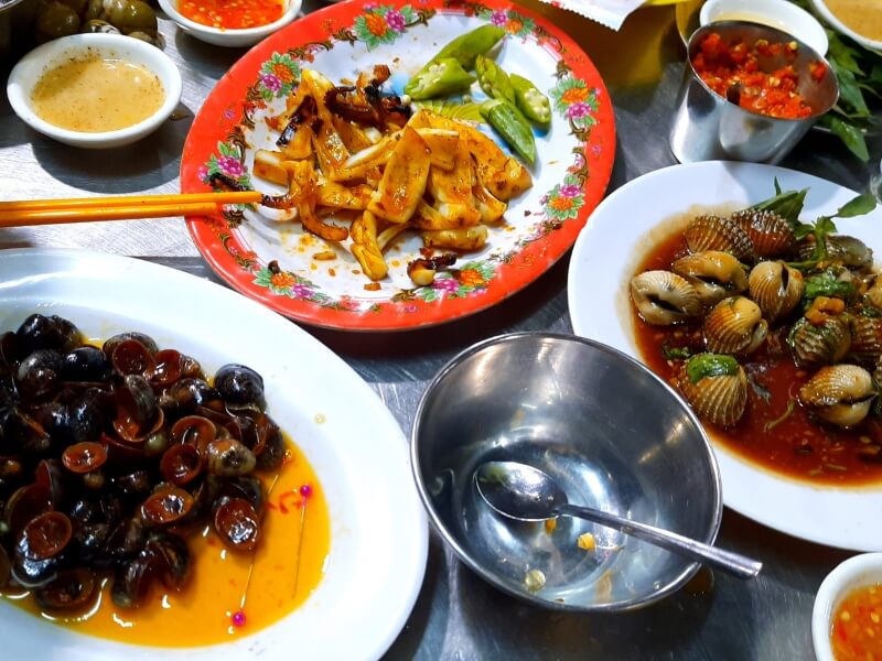 Quán Ốc Xuân Hón