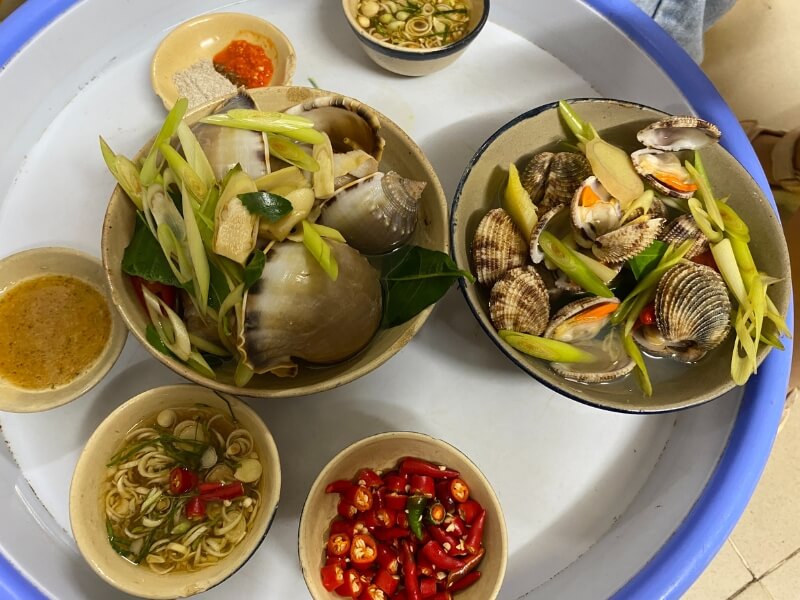 Ốc luộc Hà Nguyên