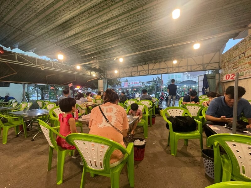 Ốc Nguyễn Hoàng