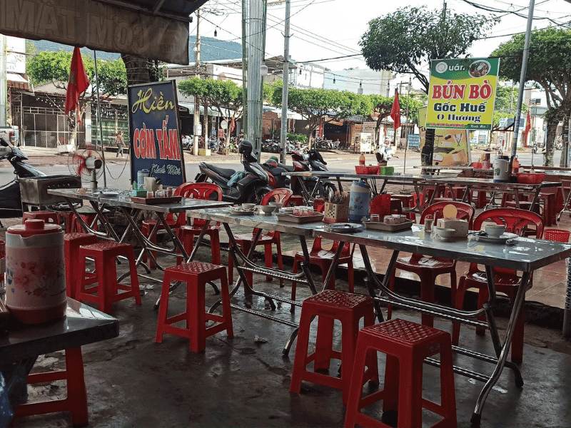 Cơm Tấm Cô Hiền