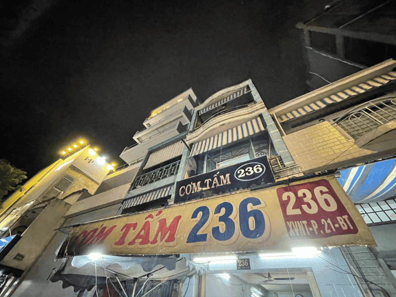 Quán Cơm Tấm 236