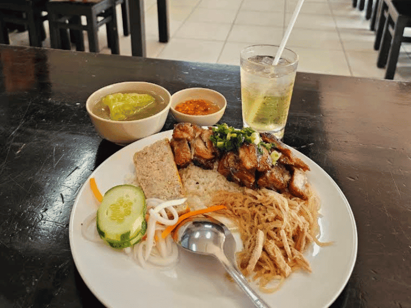 Cơm Tấm Bụi Sài Gòn